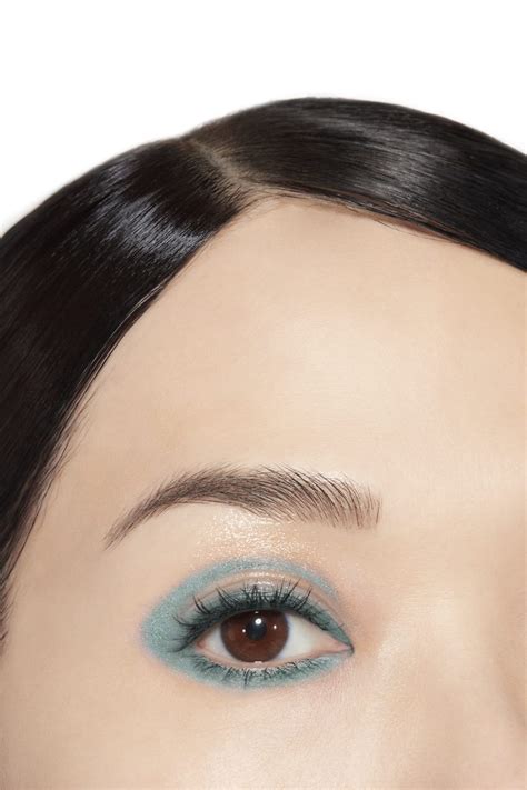 stylo ombre et contour
